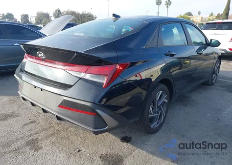 2025 Hyundai Elantra Sel Sport z USA, uszkodzony, nr VIN KMHLM4DG6SU885053